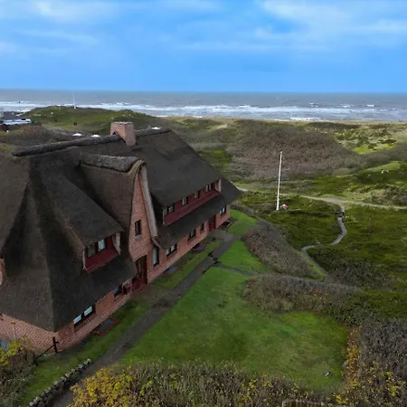 Ferienwohnung Zwischen Den Duenen Sylt Exterior photo